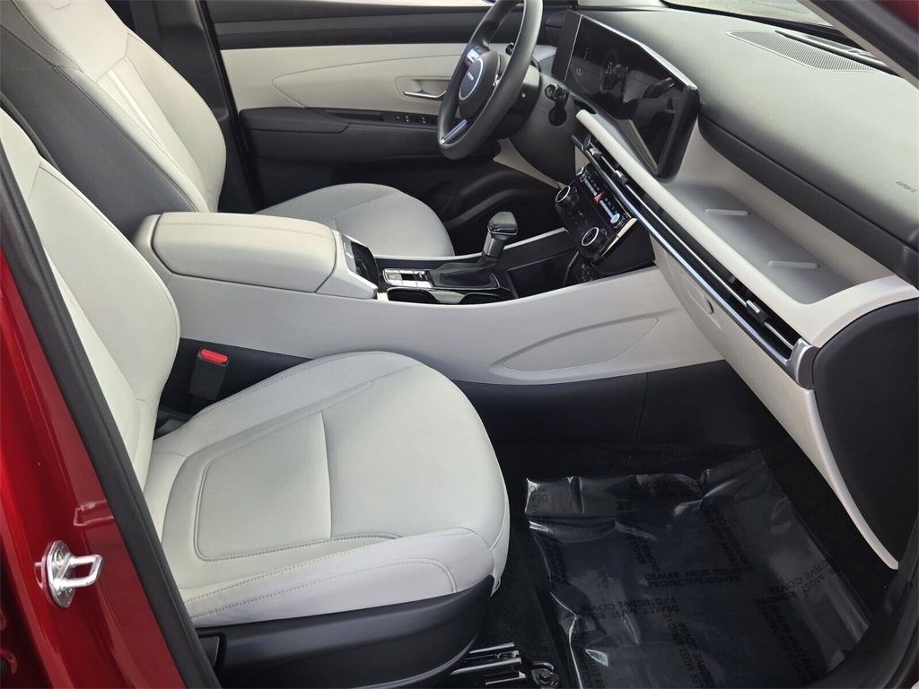 Certified 2025 Hyundai Tucson SEL image 19
