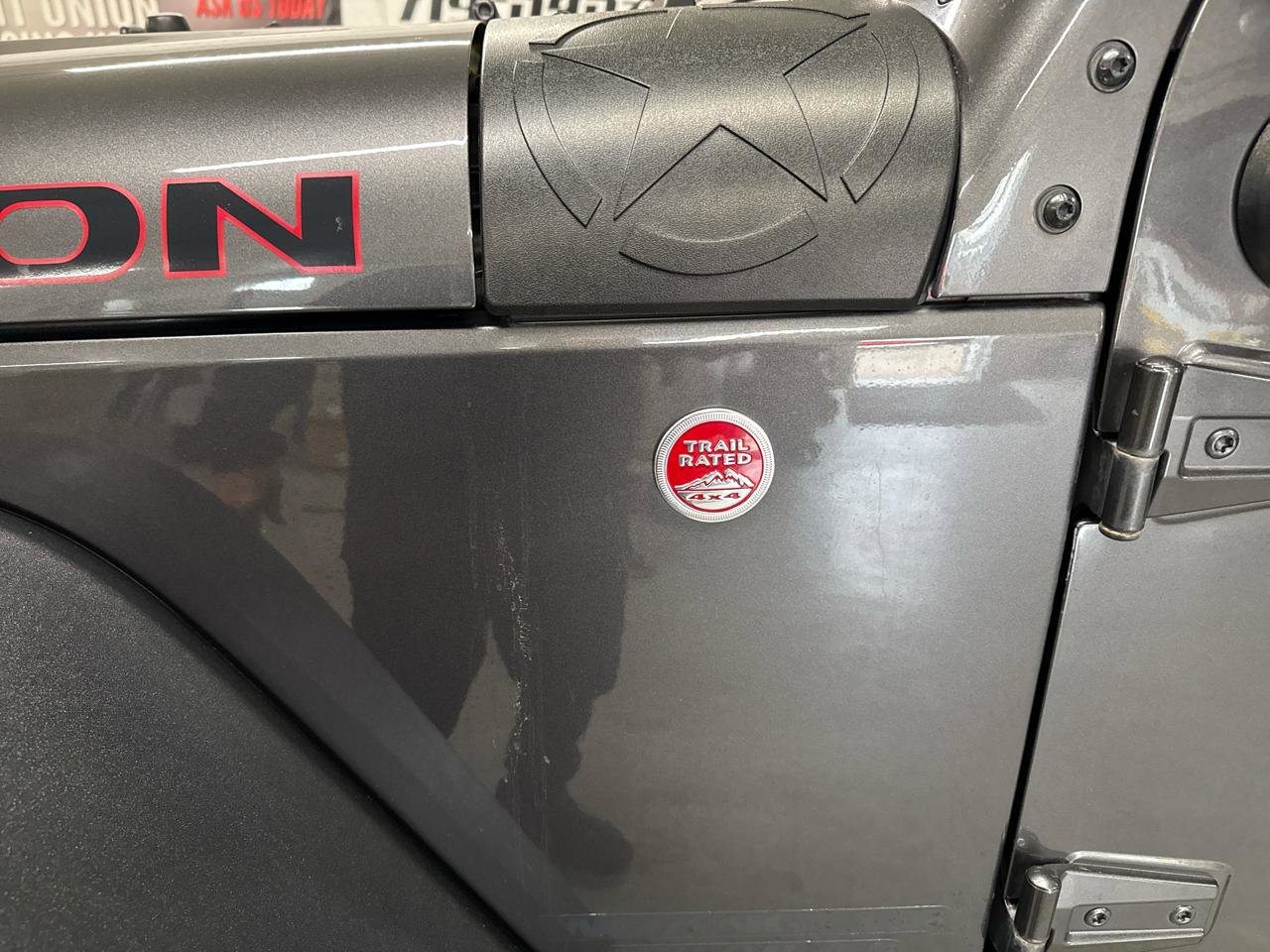 Used 2017 Jeep Wrangler Unlimited Rubicon image 99