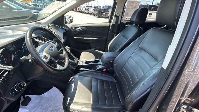 Used 2015 Ford Escape Titanium w/ Equipment Group 301A AWD/4WD image 17