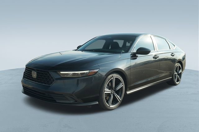 Used 2023 Honda Accord Sport image 3