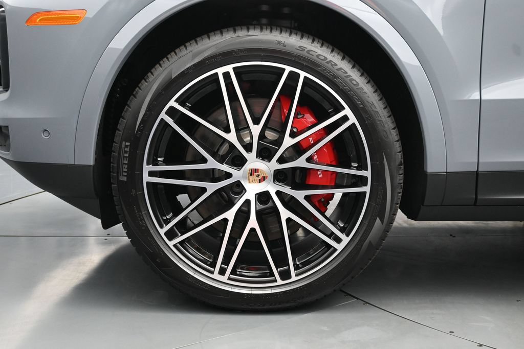 New 2026 Porsche Cayenne S AWD/4WD image 7