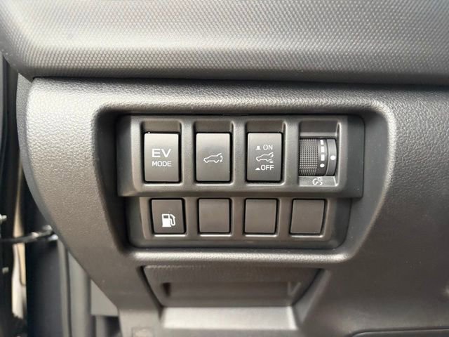 Used 2025 Subaru Forester Touring AWD/4WD image 11