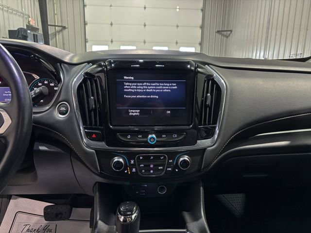 Used 2020 Chevrolet Traverse LT w/ LPO, Midnight Edition image 15