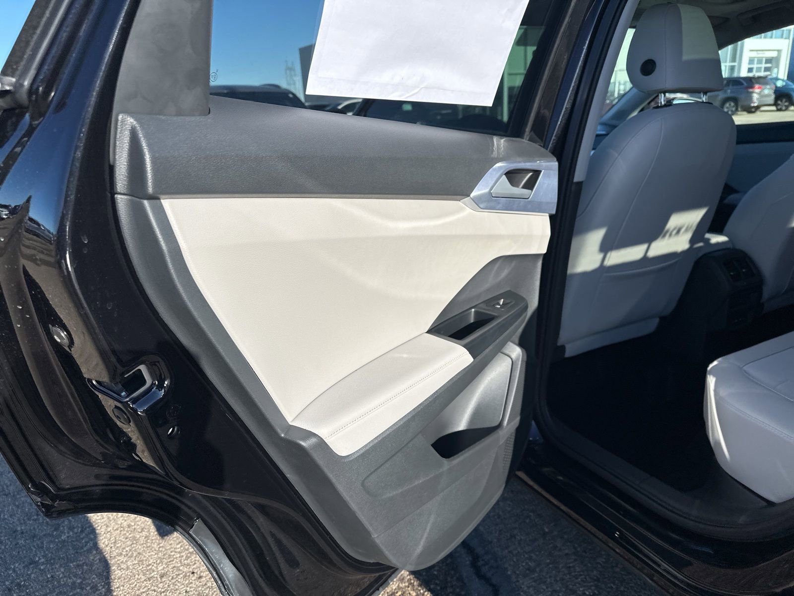 New 2026 Volkswagen Taos SE image 22