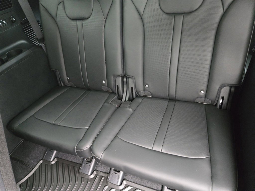 New 2026 Kia Sorento S w/ S Panoramic Sunroof Package image 23