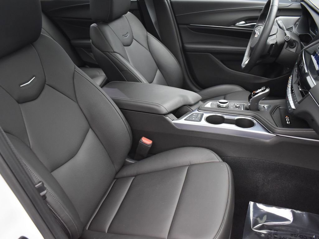 Certified 2024 Cadillac CT4 Premium Luxury image 32