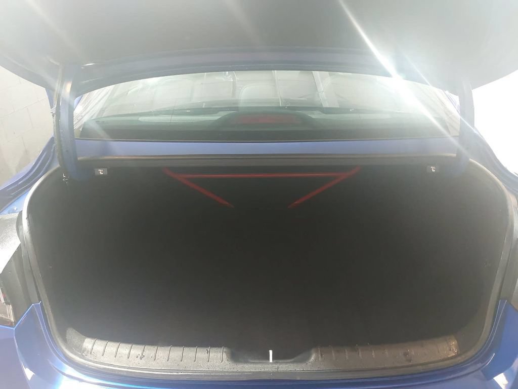 Certified 2025 Hyundai Elantra N FWD image 12