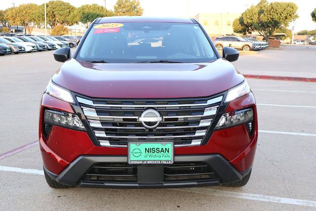 Certified 2025 Nissan Rogue S AWD/4WD image 4