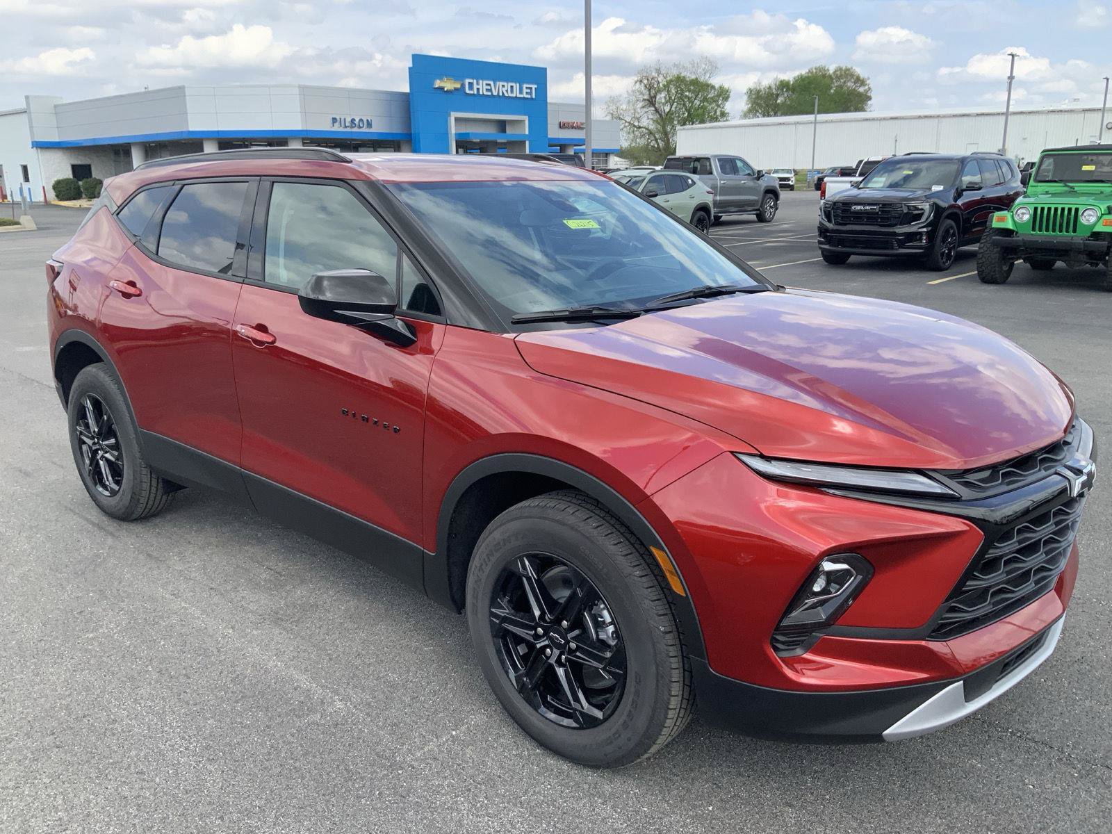 New 2026 Chevrolet Blazer LT w/ Convenience Package AWD/4WD image 2