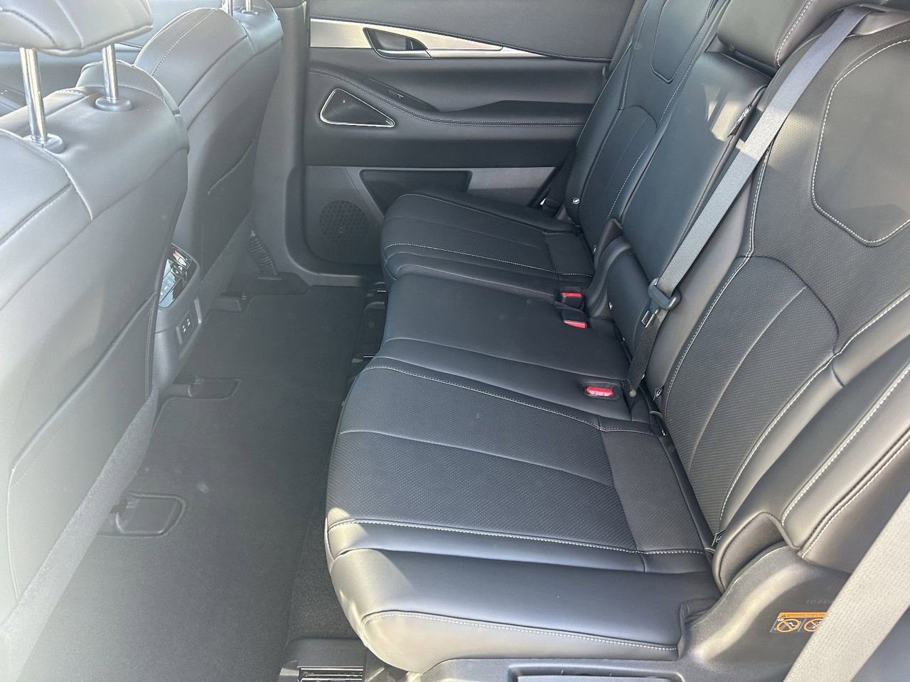 New 2026 INFINITI QX60 Luxe w/ Cargo Package image 19
