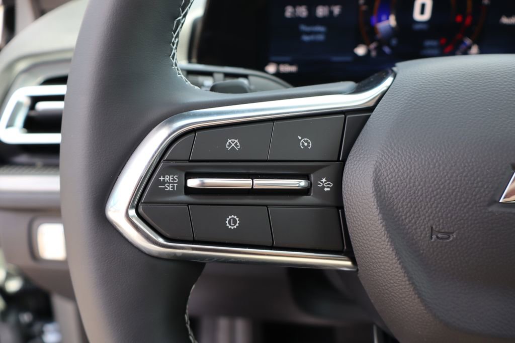 New 2026 Chevrolet Traverse LT FWD image 17
