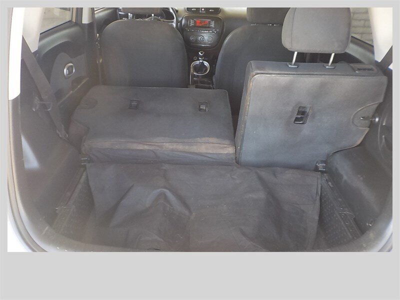 Used 2015 Kia Soul FWD image 29