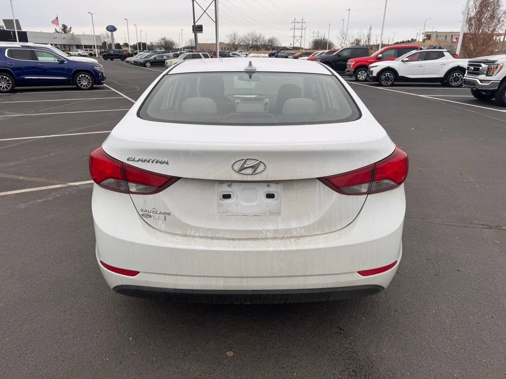 Used 2016 Hyundai Elantra SE image 21