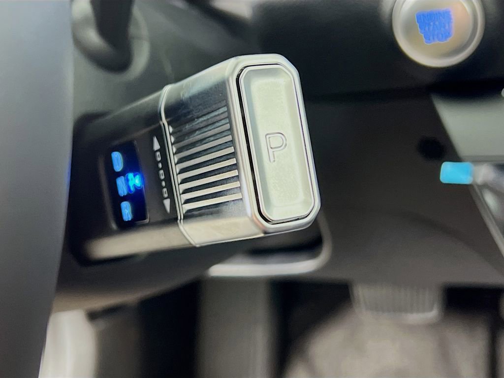 New 2025 Hyundai Sonata Limited image 16