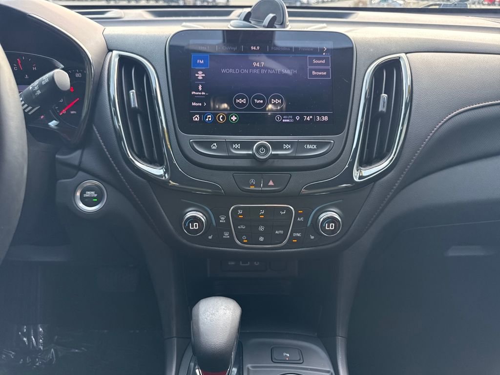 Used 2023 Chevrolet Equinox RS w/ RS Leather Package image 17