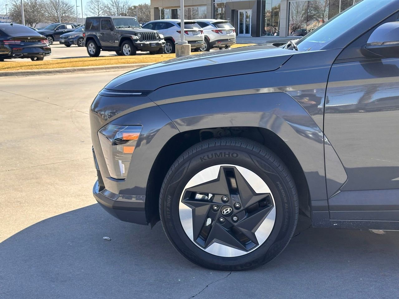 Used 2025 Hyundai Kona SE image 8