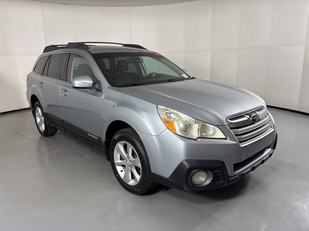 Used 2013 Subaru Outback 2.5i Premium image 2