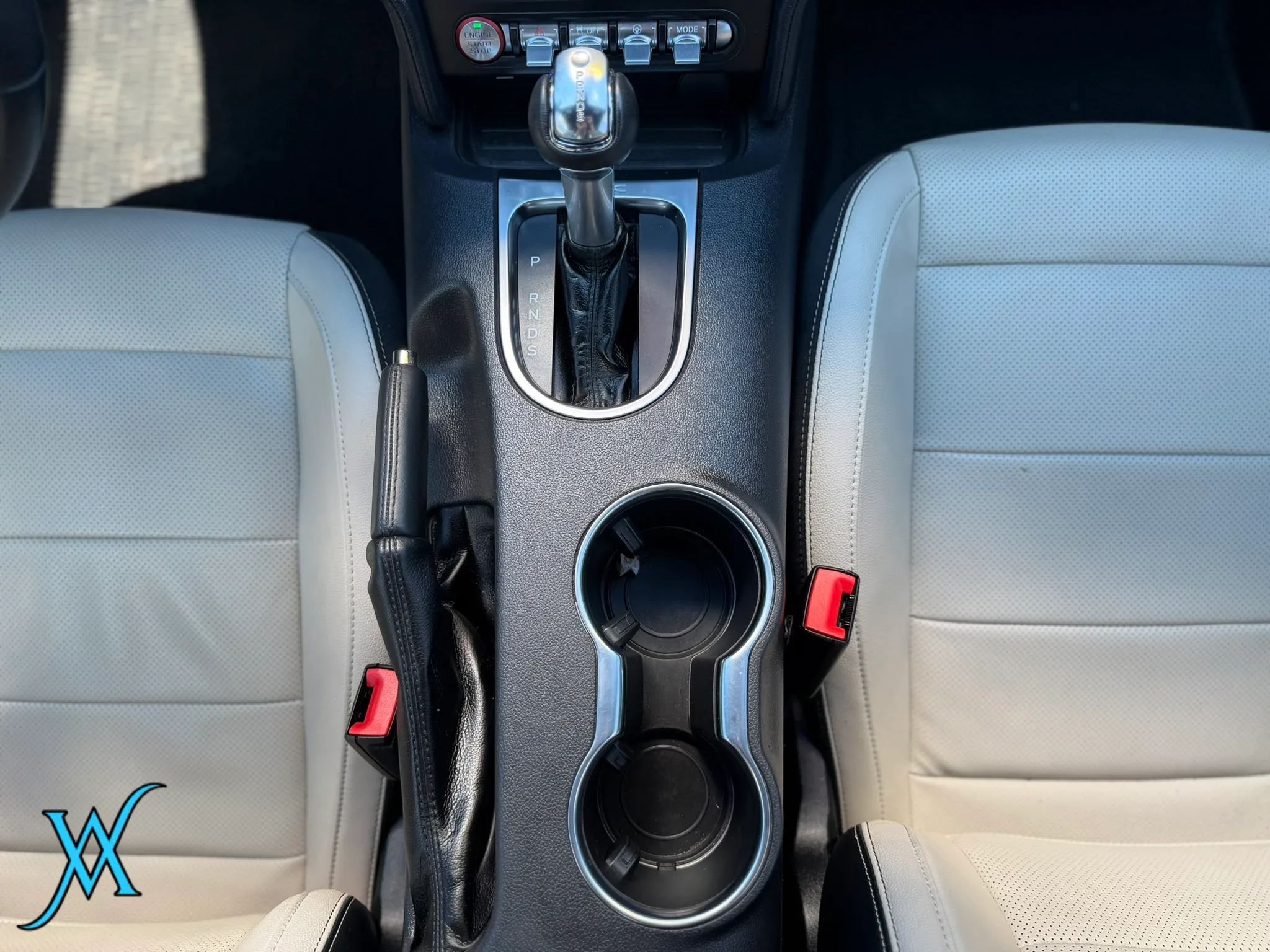 Used 2022 Ford Mustang Premium w/ Coastal Limited Package RWD image 23