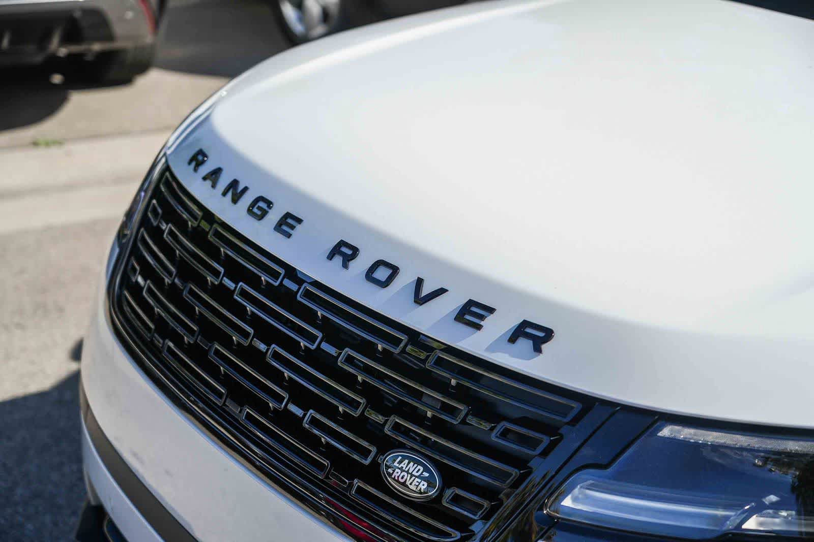 New 2026 Land Rover Range Rover Velar S AWD/4WD image 8