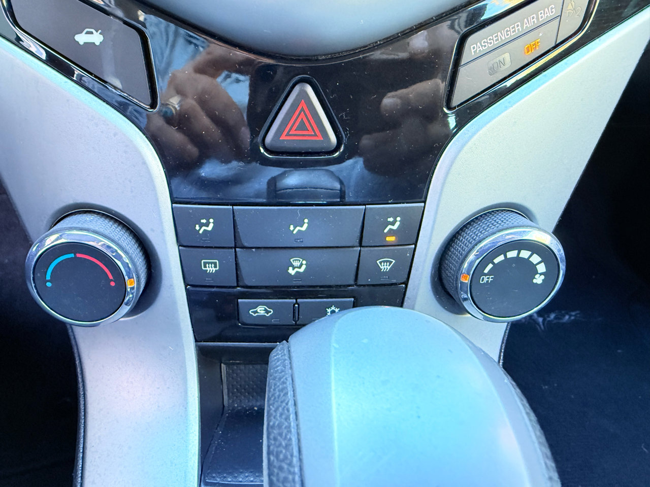 Used 2016 Chevrolet Cruze LT image 21