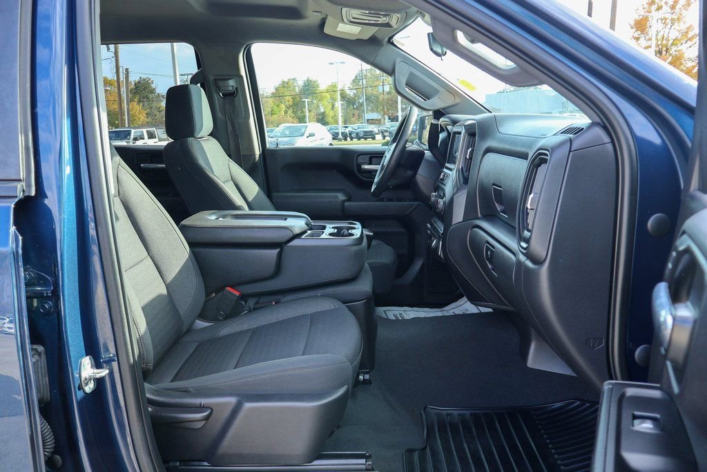 Used 2023 Chevrolet Silverado 1500 Custom image 8