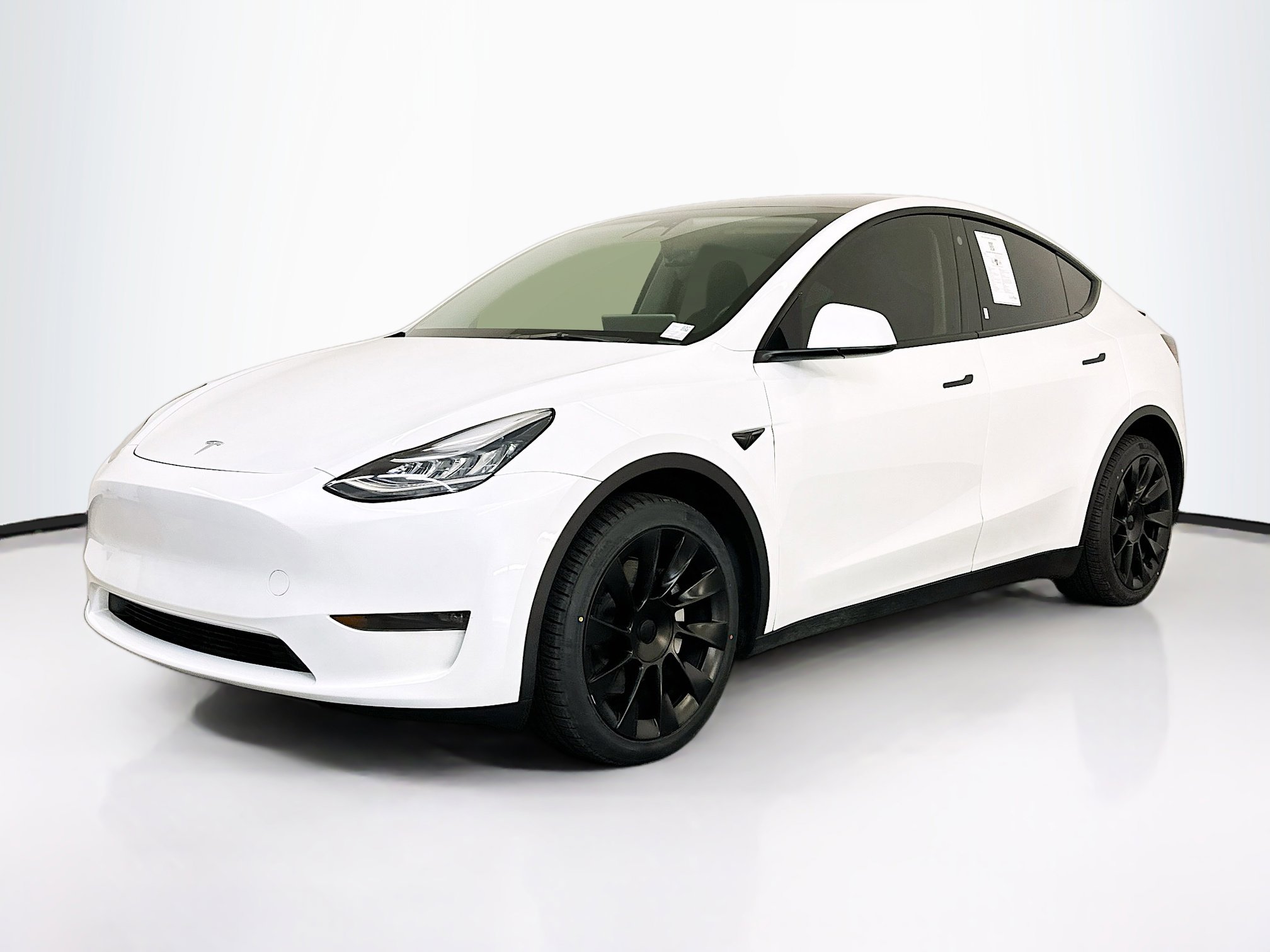 Used 2023 Tesla Model Y Long Range image 3