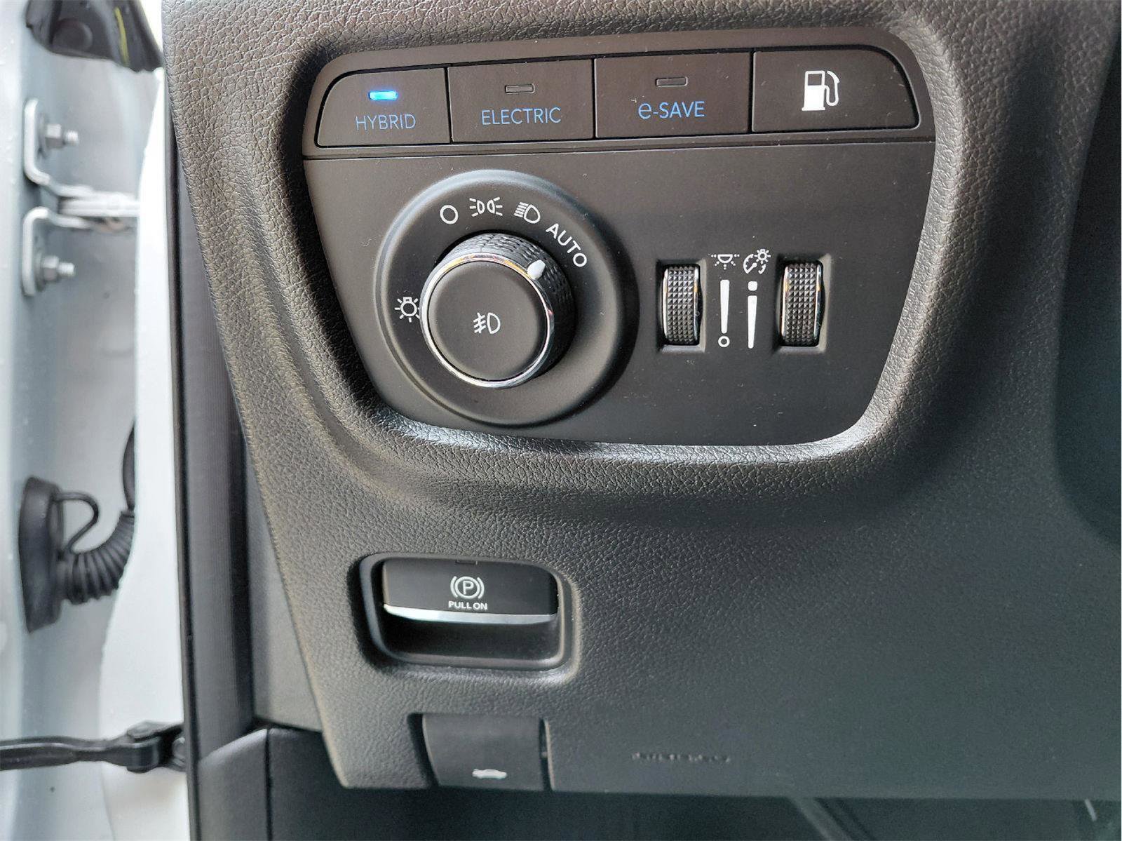 Used 2023 Jeep Grand Cherokee 4WD 4xe image 28