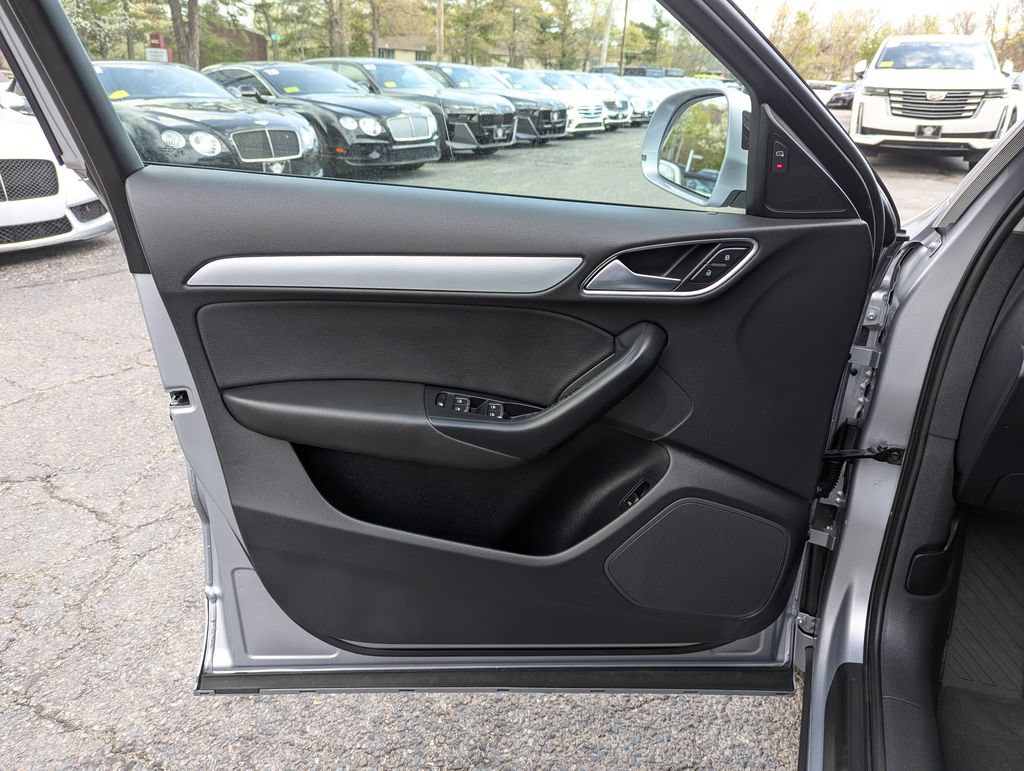Used 2015 Audi Q3 2.0T Premium Plus AWD/4WD image 11