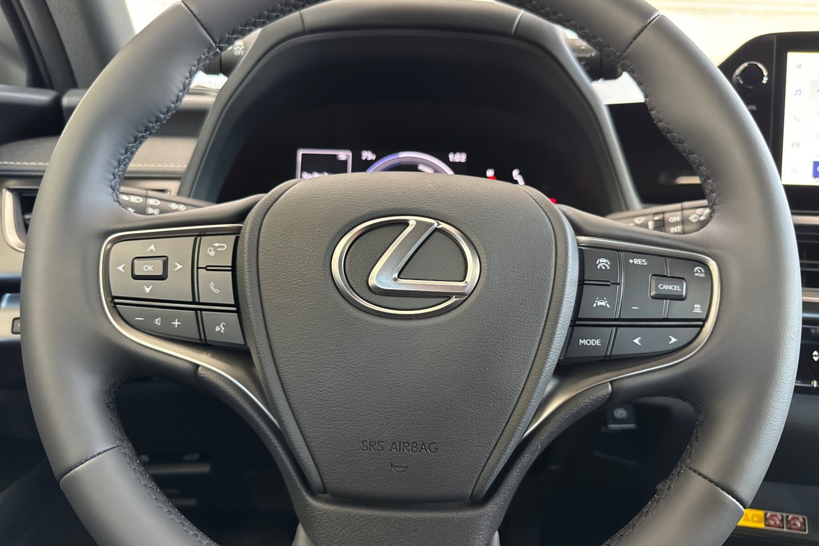 Certified 2026 Lexus UX 300h FWD w/ Accessory Package (Z2) image 29