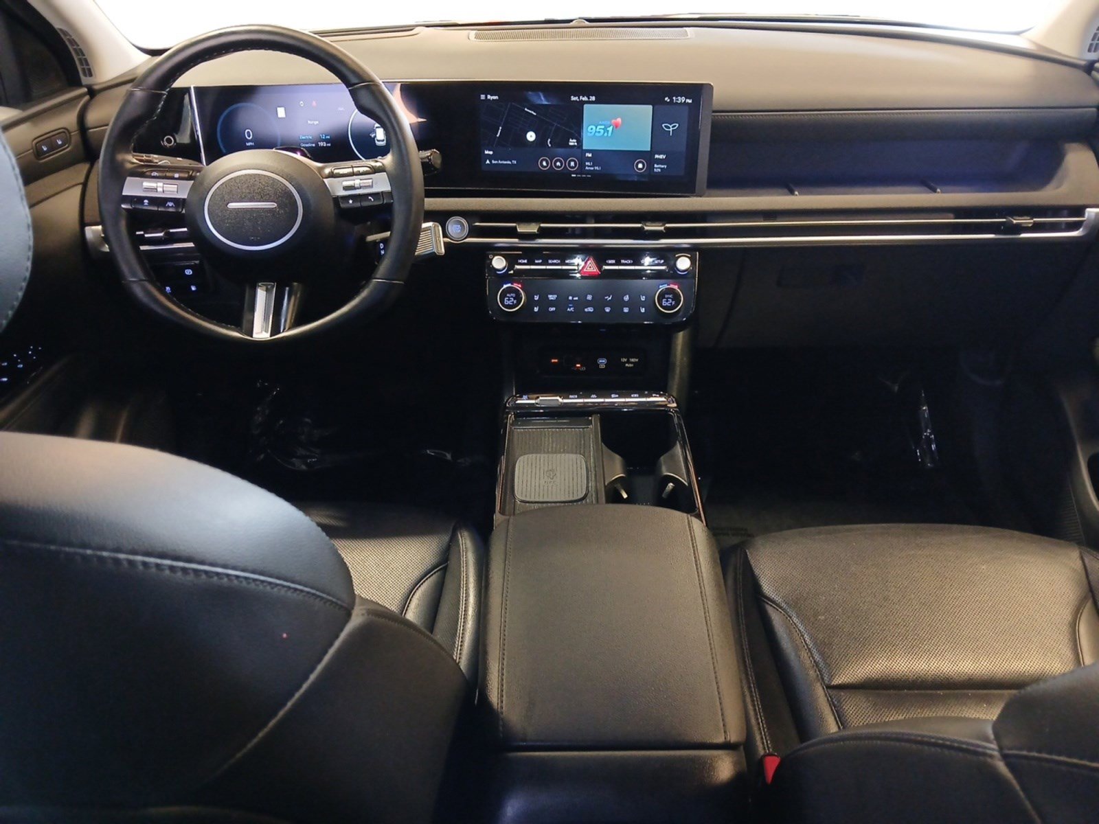 Certified 2025 Hyundai Tucson Limited image 10