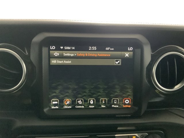 Used 2023 Jeep Wrangler Altitude image 35