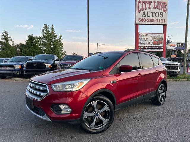 Used 2017 Ford Escape SE w/ SE Leather Comfort Package image 1