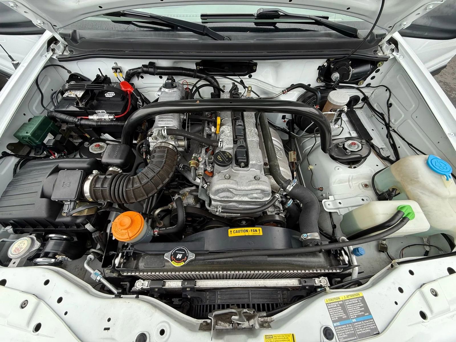 Used 2003 Chevrolet Tracker 4WD Convertible image 30