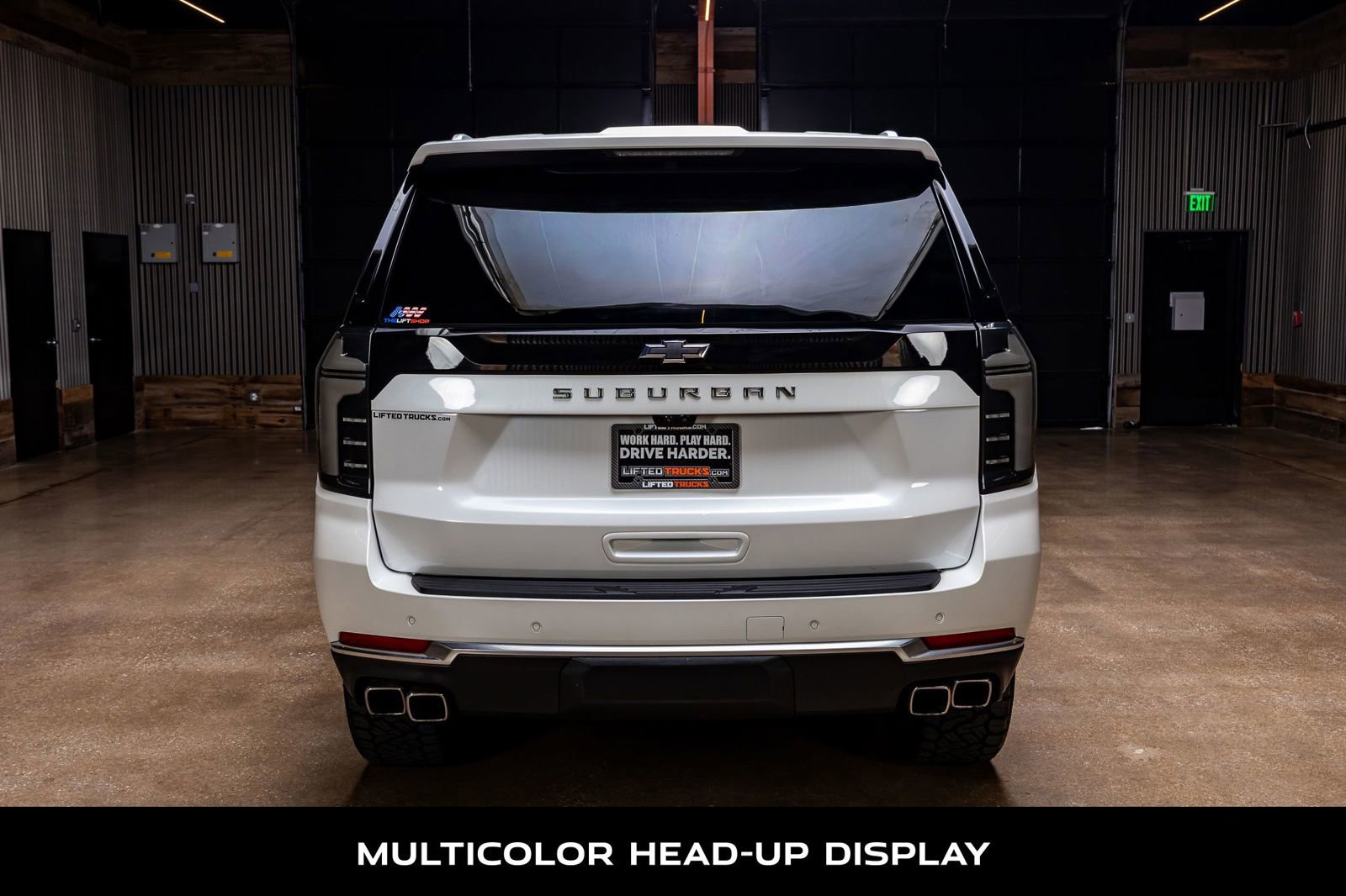 Used 2025 Chevrolet Suburban High Country w/ Sun And Tow Package AWD/4WD image 8