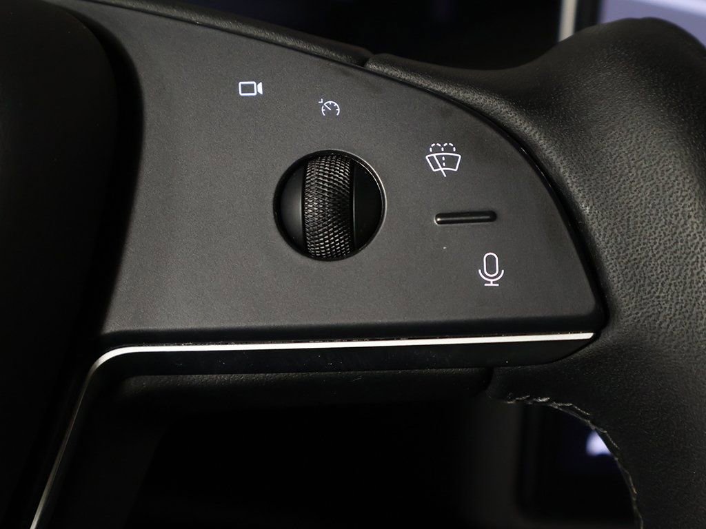 Used 2023 Tesla Model X Plaid image 32