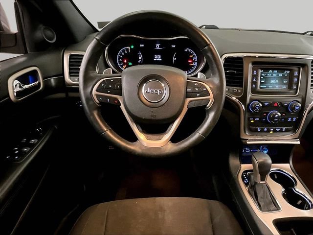 Used 2017 Jeep Grand Cherokee Laredo w/ Quick Order Package 23E AWD/4WD image 5
