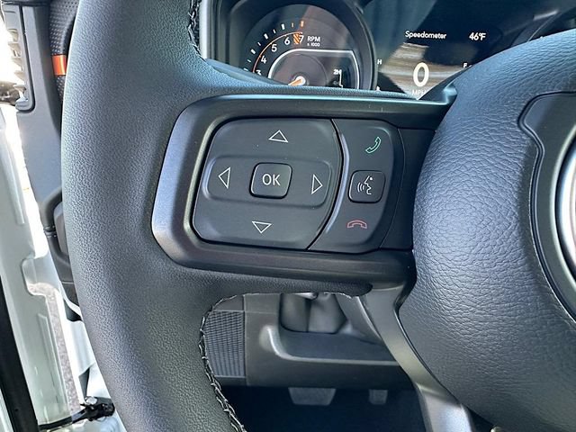 New 2026 Jeep Gladiator Mojave w/ Technology Group AWD/4WD image 23