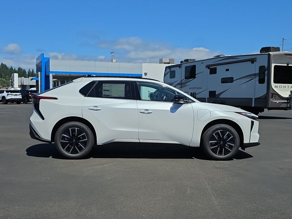 New 2026 Toyota bZ FWD image 7