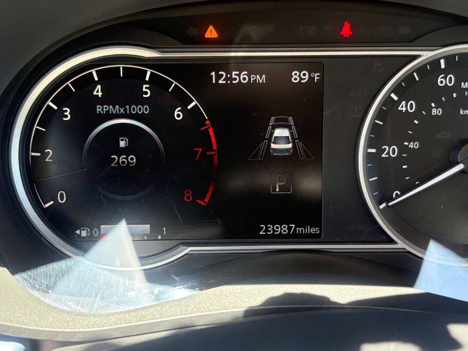 Used 2025 Nissan Versa SV FWD image 38