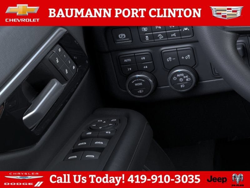New 2026 Chevrolet Suburban Z71 w/ Comfort Package AWD/4WD image 23