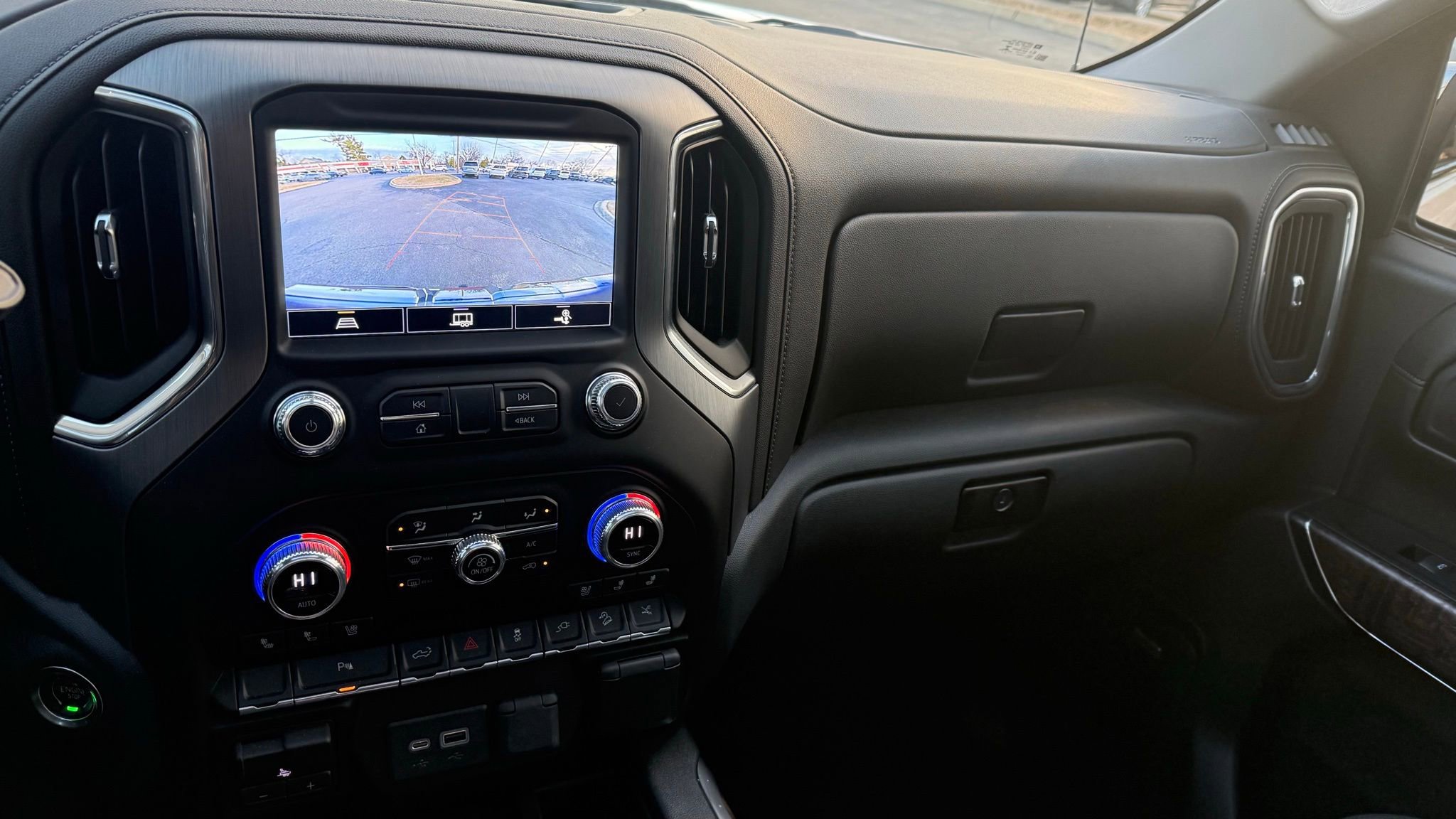 Used 2022 GMC Sierra 1500 Denali w/ Denali Premium Package image 42