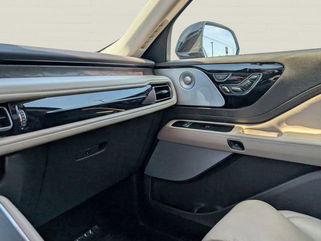 Used 2023 Lincoln Aviator Reserve w/ Equipment Group 201A image 15