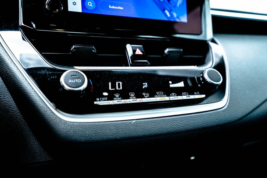 Used 2024 Toyota Corolla LE FWD image 19