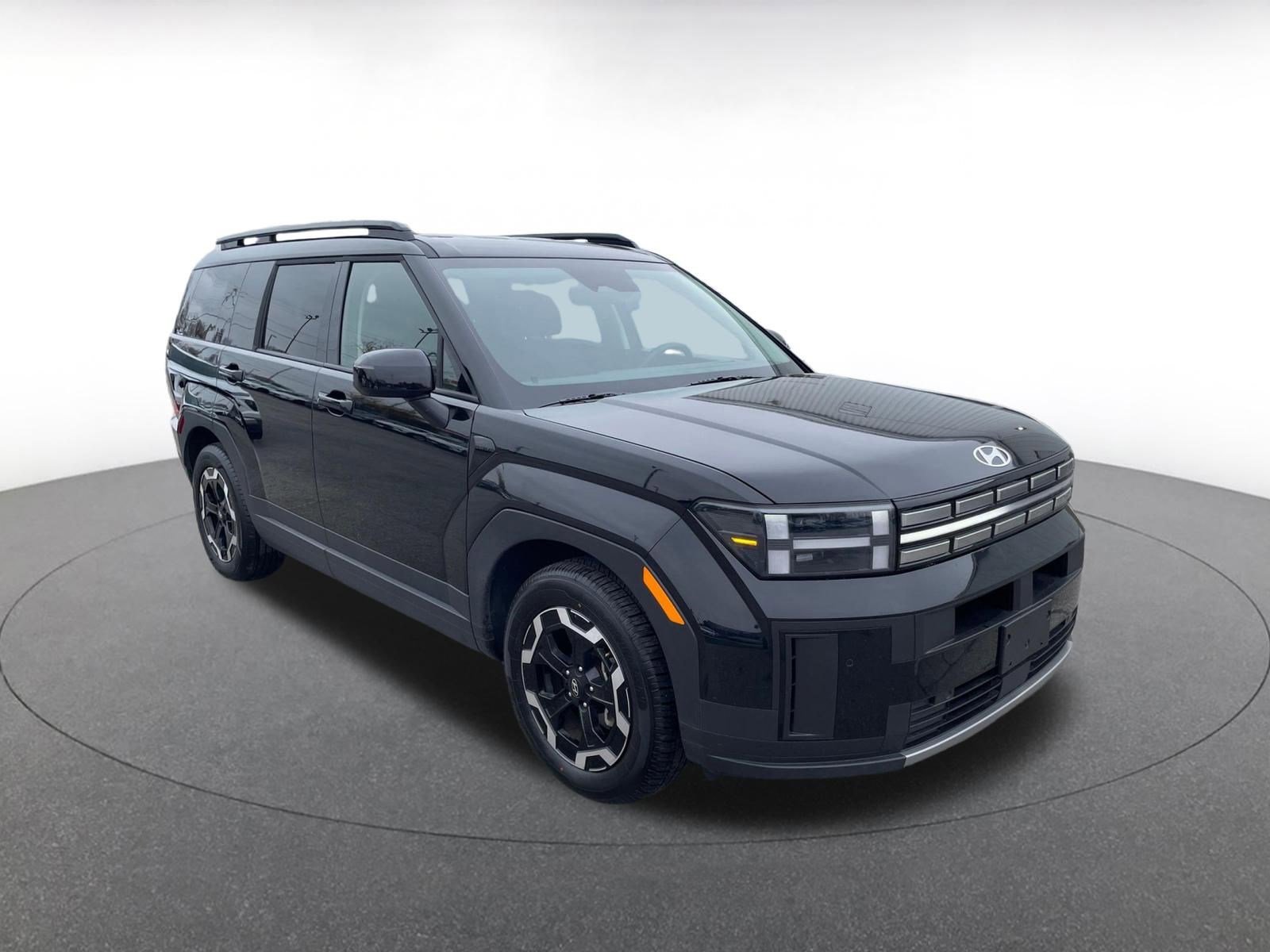 Used 2025 Hyundai Santa Fe SEL image 1