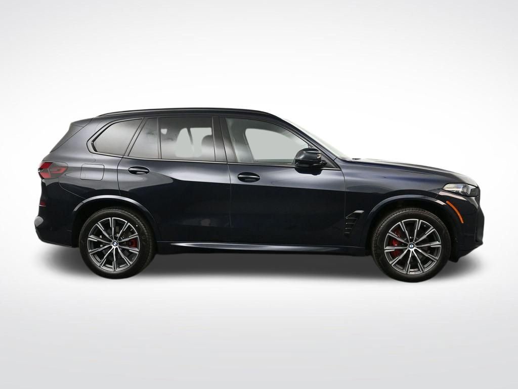 Used 2024 BMW X5 xDrive40i w/ M Sport Package image 6