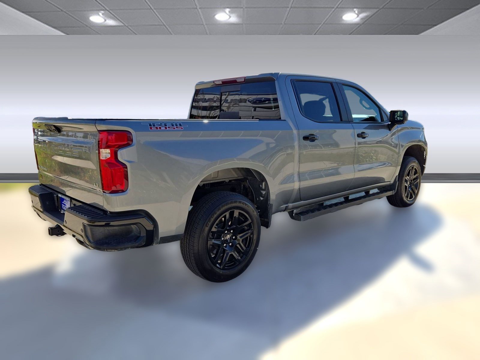 Used 2024 Chevrolet Silverado 1500 LT Trail Boss w/ Convenience Package II image 8