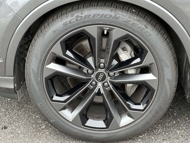 Certified 2026 Audi Q7 3.0T Premium Plus w/ Premium Plus Package AWD/4WD image 10