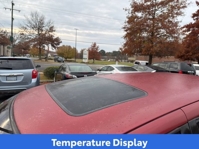 Used 2005 Chrysler PT Cruiser Touring w/ Moonroof Group FWD image 16