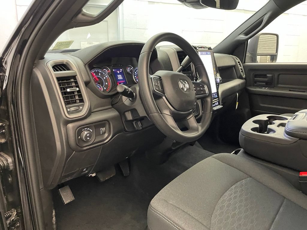 New 2026 RAM 3500 Tradesman AWD/4WD image 17