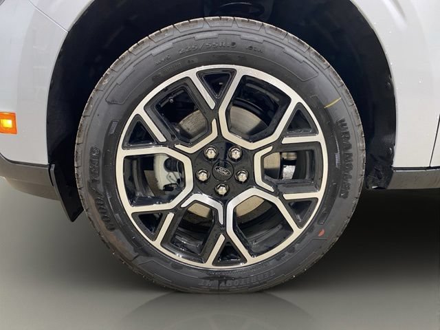 New 2026 Ford Maverick Lariat w/ 4K Tow Package AWD/4WD image 24